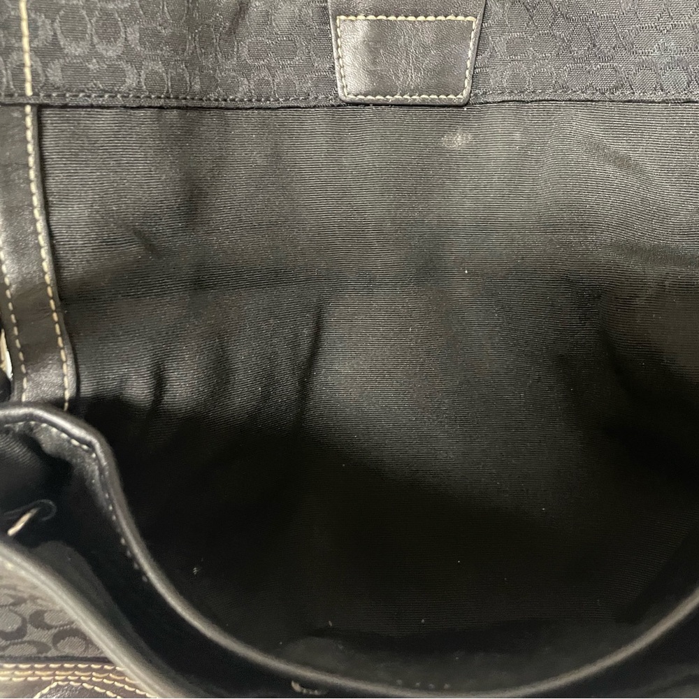 Vintage 2005 Coach Black Shoulder Bag with Silver Accents - Picture 13 of 13